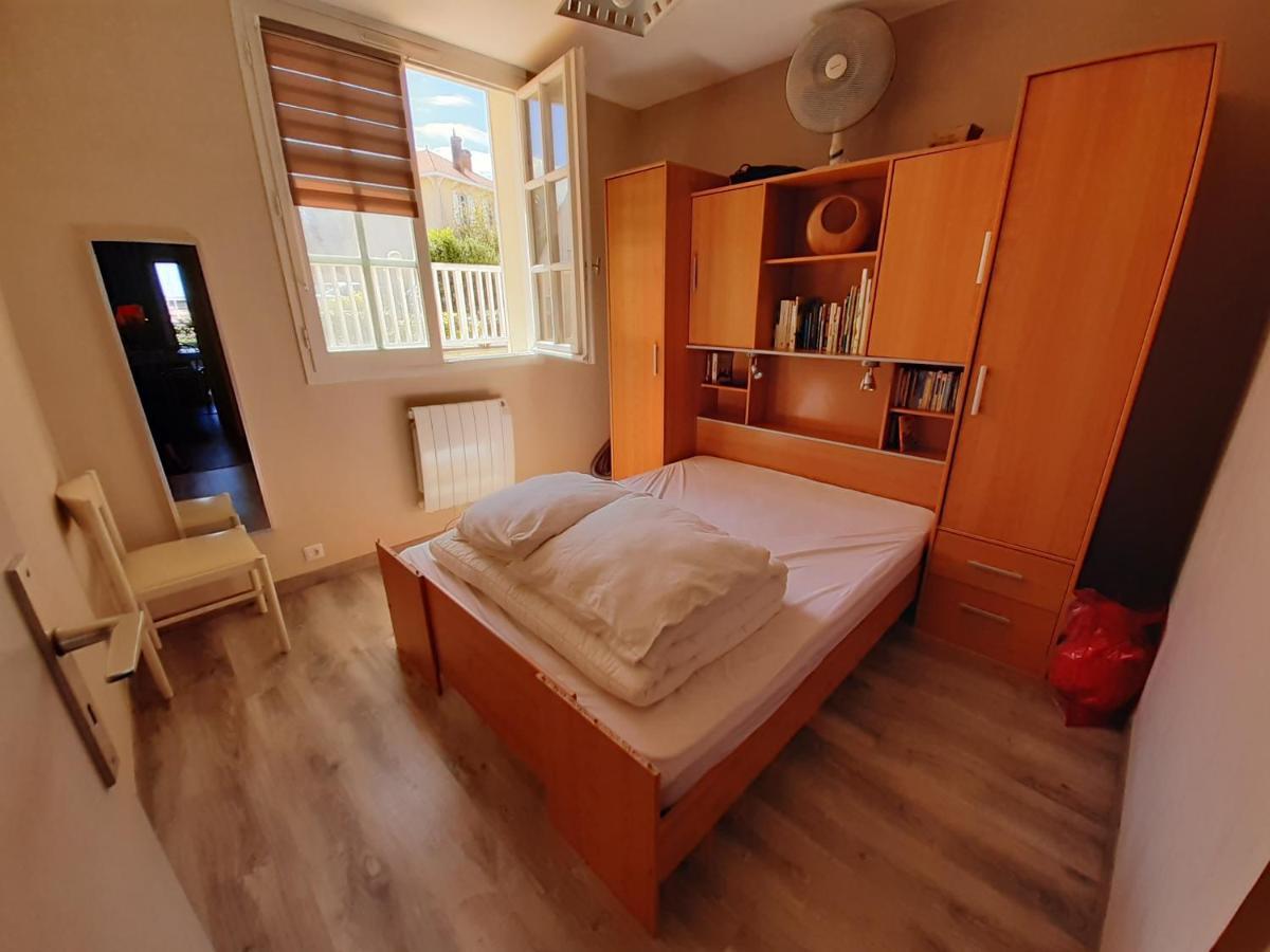 Apartment T2 Face Au Port De Plaisance Et Plage D'eyrac -terrasse -parking